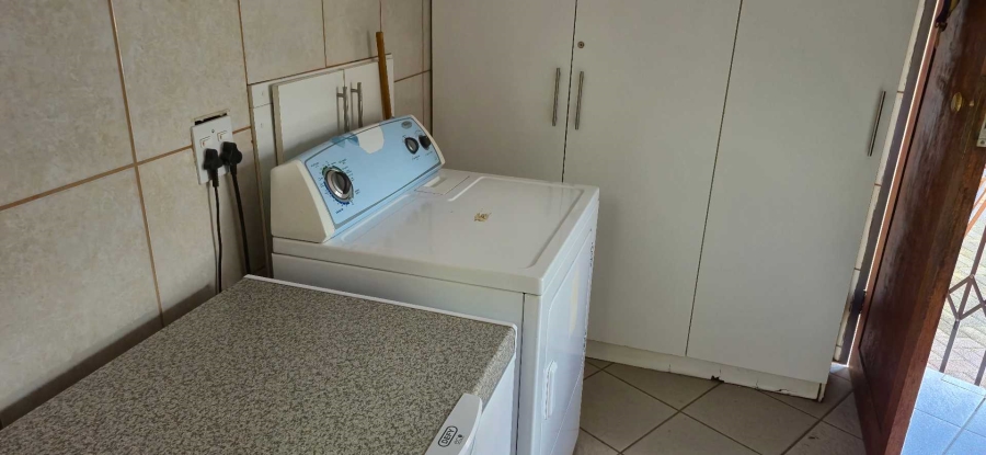 4 Bedroom Property for Sale in Pellissier Free State